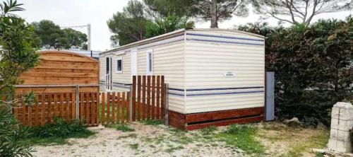 Havre de Paix Pour 2 a 4 Pers. — hotel in Le Castellet