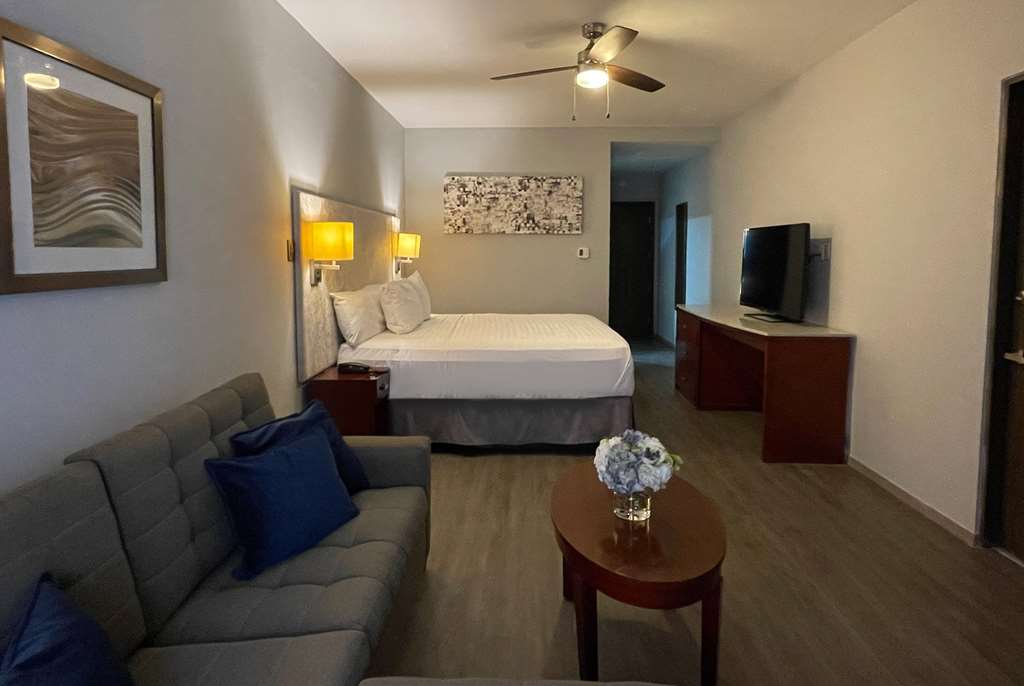 Guest room