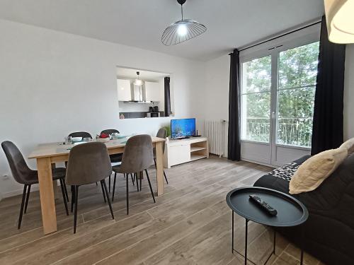 Fontaine Belle Eau in Fontainebleau, France