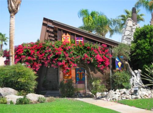 Triangle Inn Clothing Optional Resort for Men - photo 6