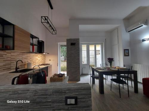 A2 Passi Appartamento Roma Monte Mario — 4-Star Luxury Hotel in Rome, Italy