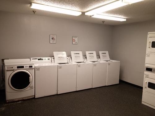 Intown Suites Extended Stay Memphis Tn Hickory Hill Rd - photo 17