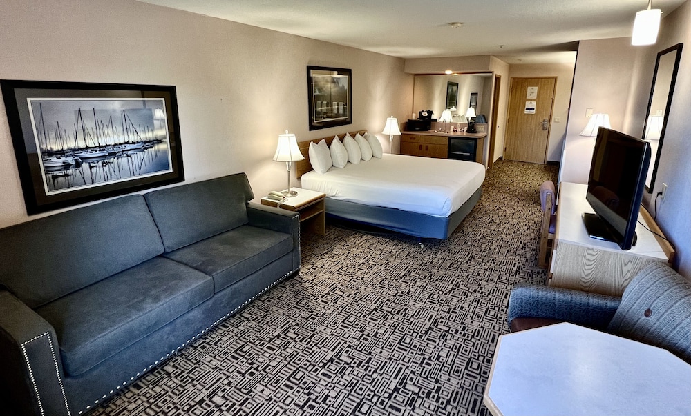 The Tillamook Inn - photo 5