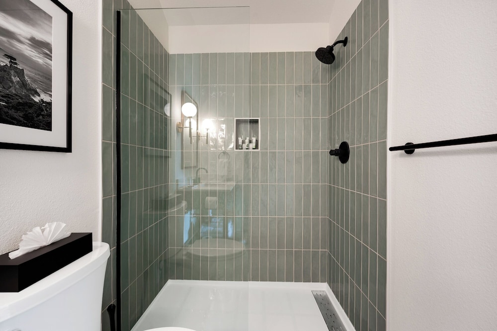 Bodega Coast Inn and Suites - photo 42
