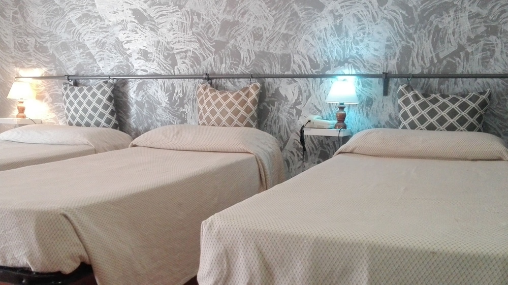 Cinecitta - last minute hotel in Rome