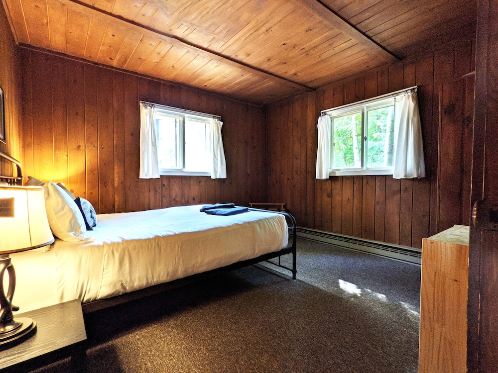 Coadys' Point of View Lake Resort - photo 112
