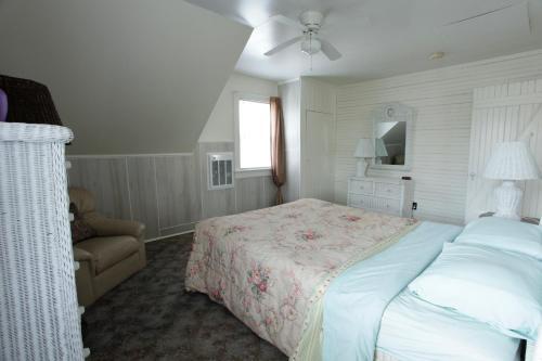The Buckingham Motel Adults only - photo 15