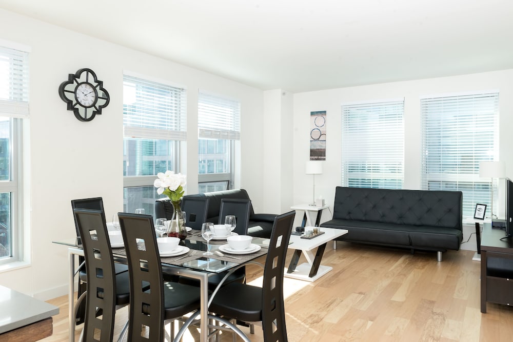 Capitol Hill Fully Furnished Apartments Sleeps 5 6 Guests Washington — 4-Star Luxury Hotel in Washington, United States