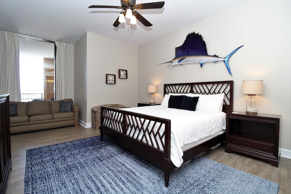 Capri 302 — Pensacola — photo 5