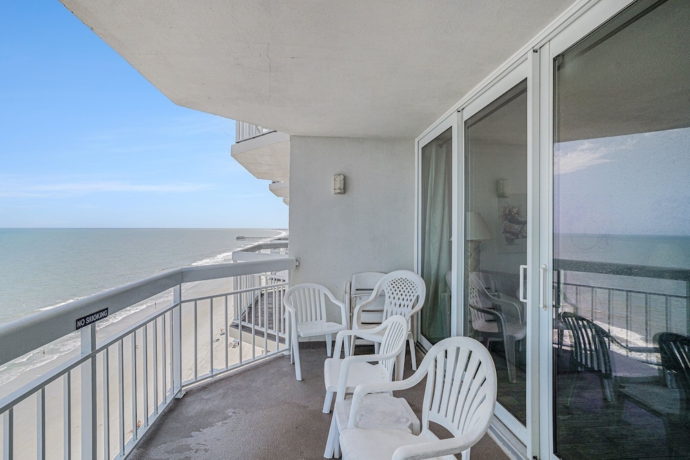 1402 Waters Edge Resort 2 Bedroom Condo by RedAwning - photo 25