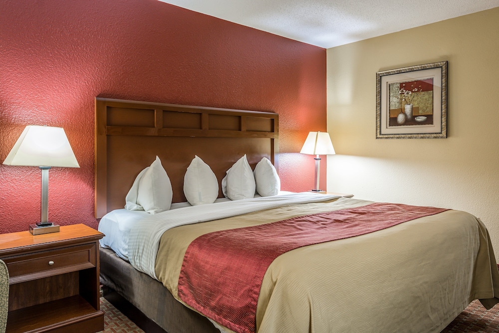 Red Roof Inn & Suites Little Rock - photo 24
