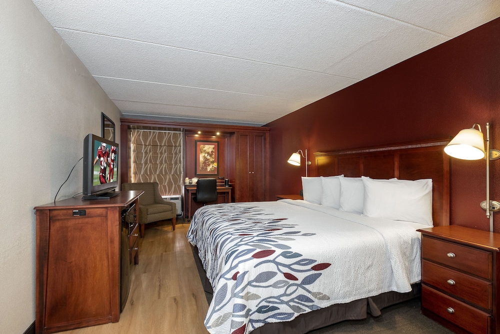 Red Roof Inn Meriden - photo 10