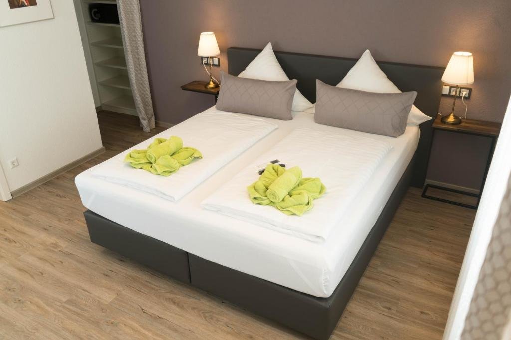 Cityapartment K1 Klimatisiert — 4-Star Luxury Hotel in Friedrichshafen, Germany
