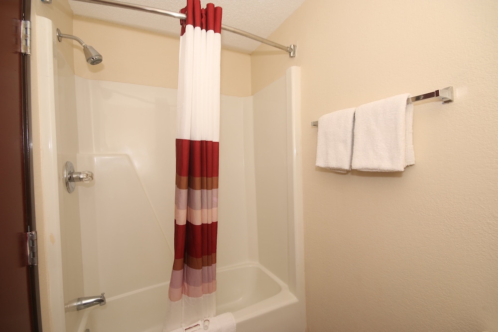 Red Roof Inn Gaffney - photo 8