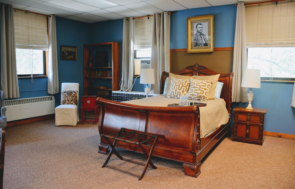 Sherman Inn - photo 4