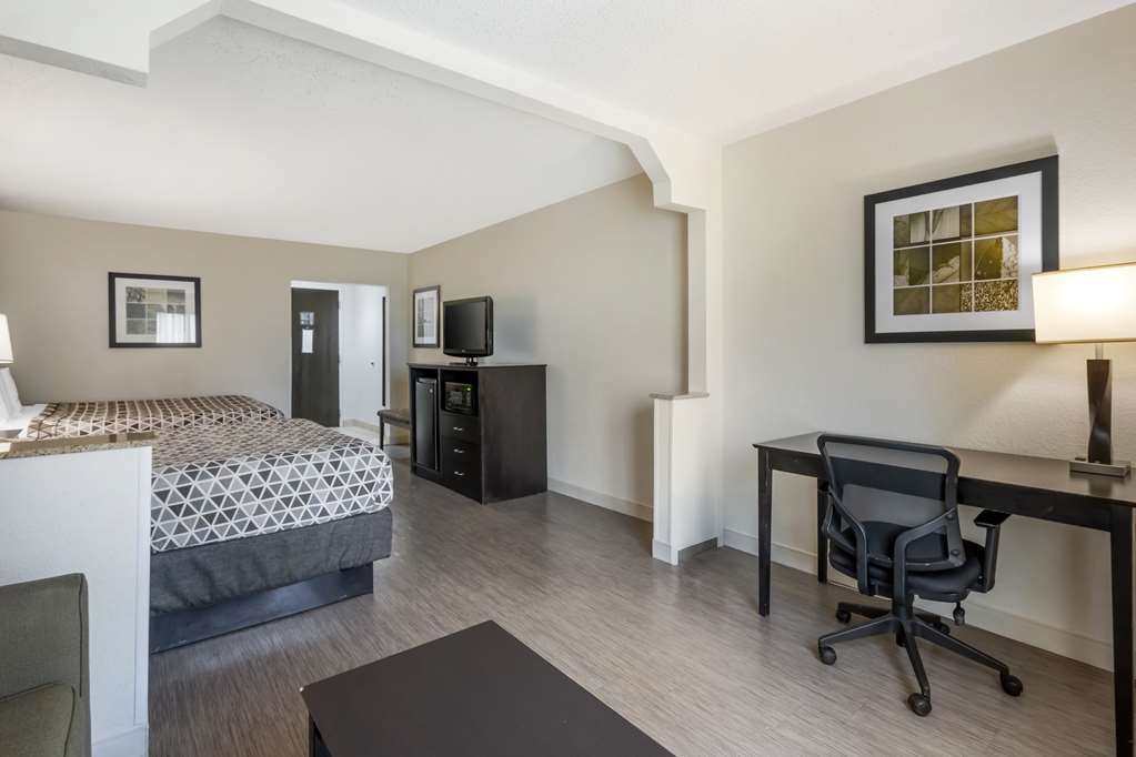 Best Western Suites - photo 18