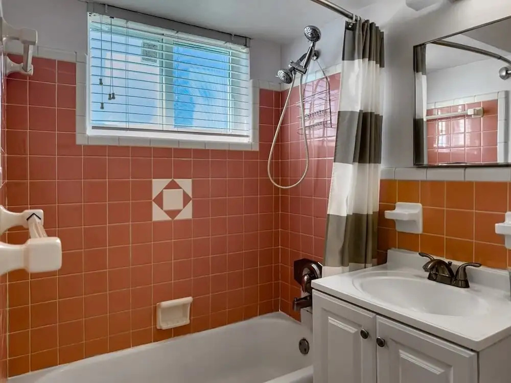 Coastal Studio by Hollywood Beach Boardwalk - photo 8
