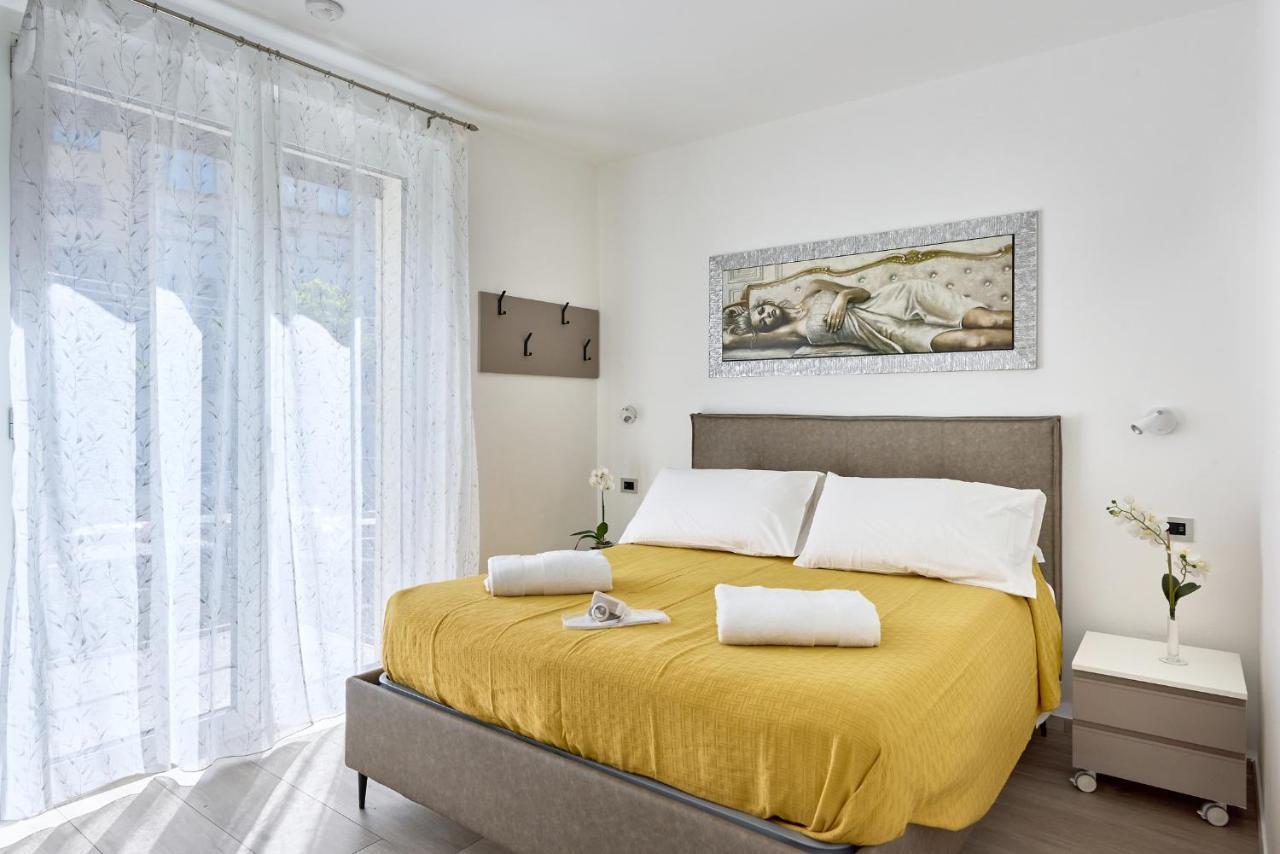 Una Finestra Al Lago — 4-Star Luxury Hotel in Lezzeno, Italy