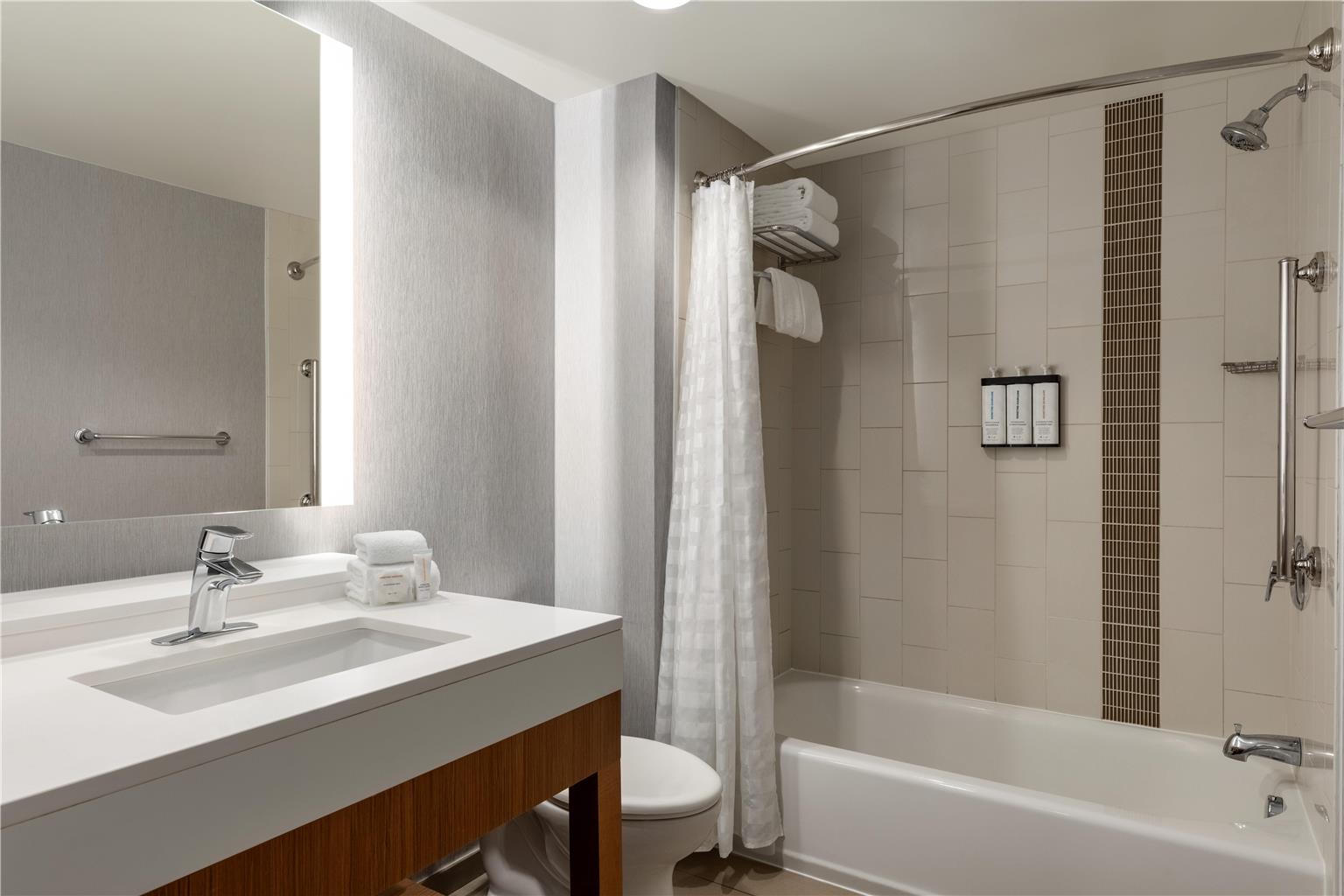Hyatt Place Bloomington - photo 26