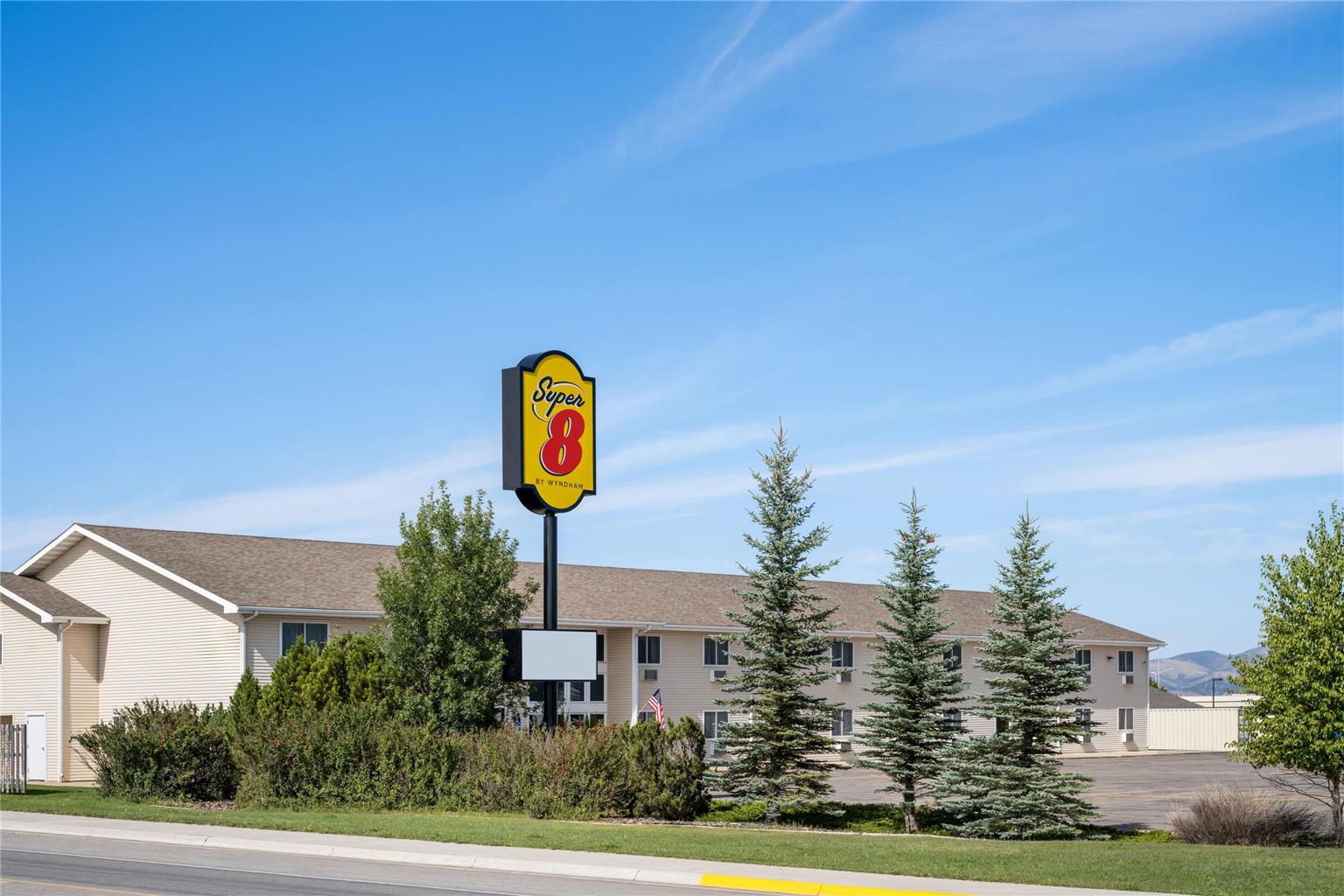 Super 8 by Wyndham Lewistown — hotel in Lewistown