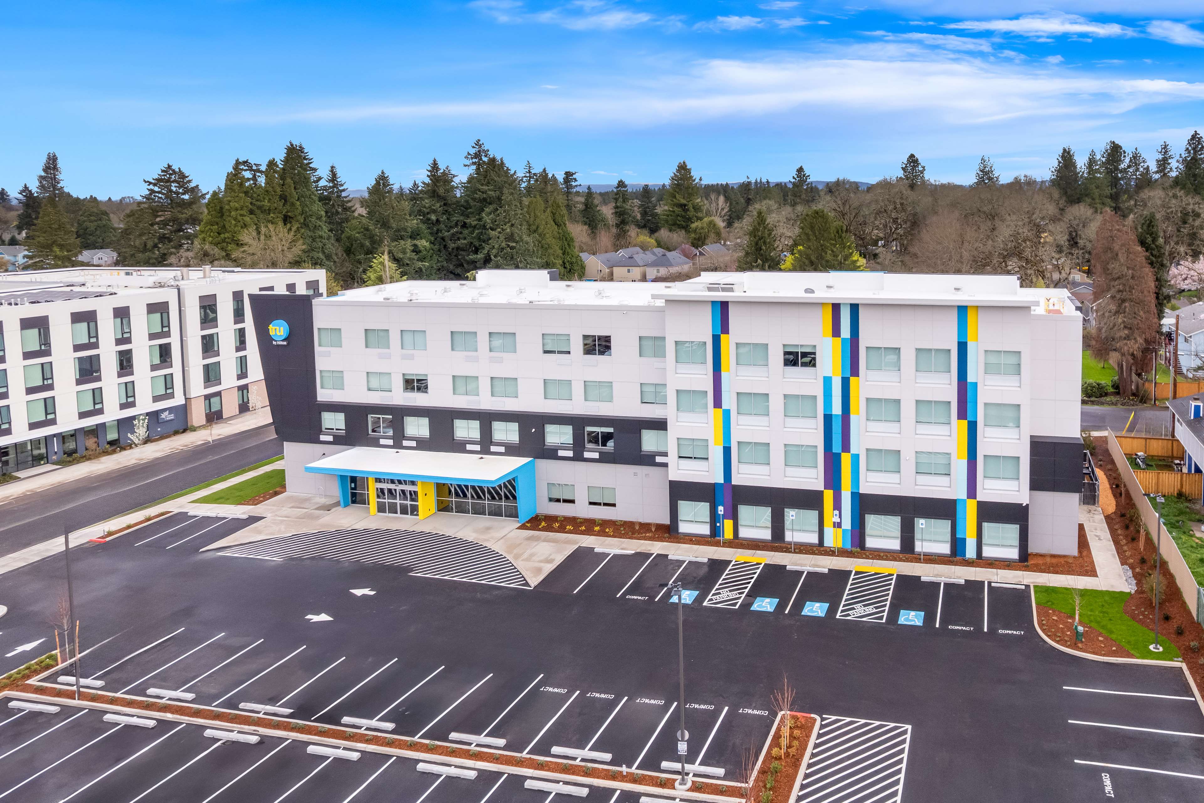 Tru by Hilton Aloha Beaverton — Beaverton — photo 4