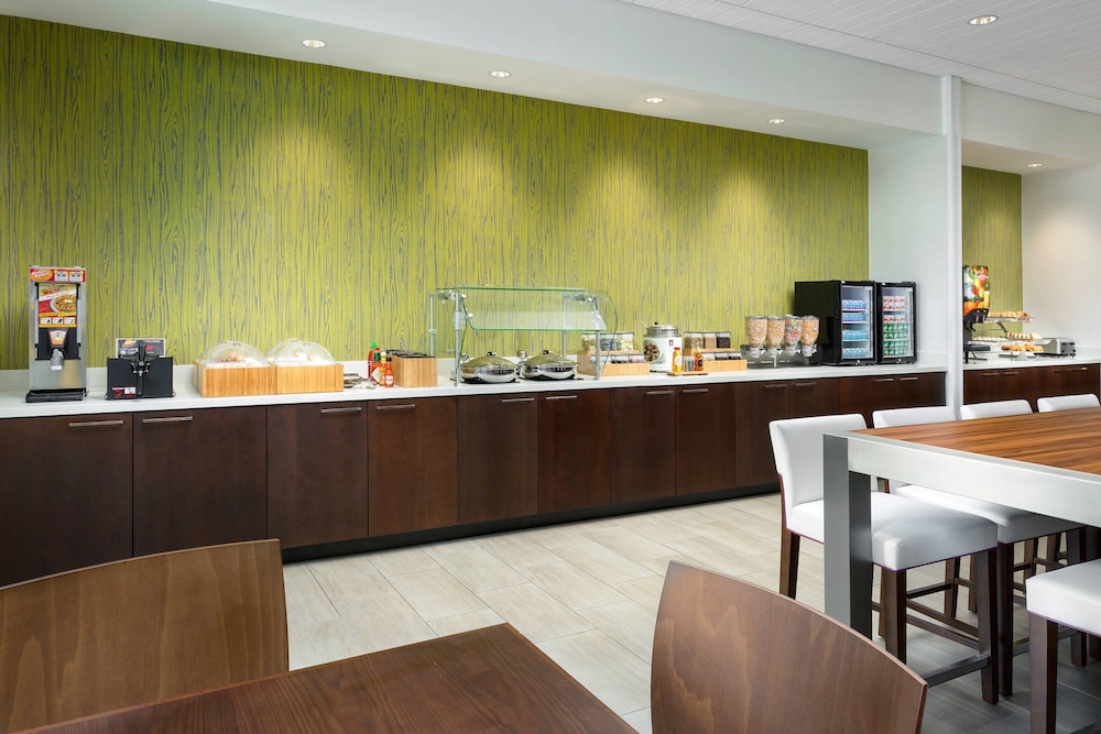 Springhill Suites San Diego Mission Valley - photo 31