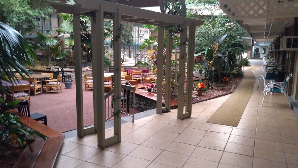 FairBridge Inn & Suites Poconos - photo 55