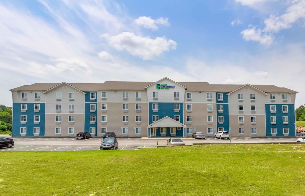 WoodSpring Suites Fayetteville in Fayetteville, United States