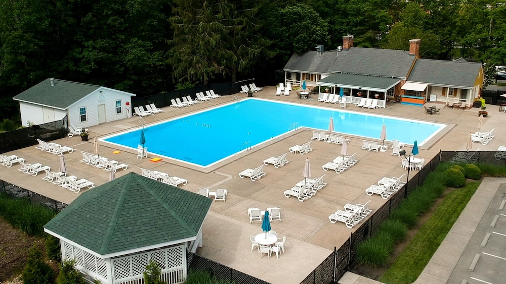The Resort at Glade Springs - photo 11
