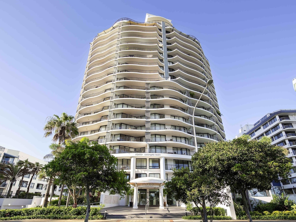Mantra Coolangatta Beach — 4-Star Luxury Hotel in Coolangatta, Australia