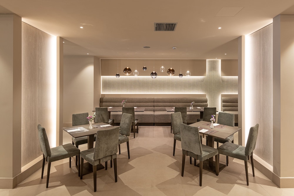 מזון ומשקאות