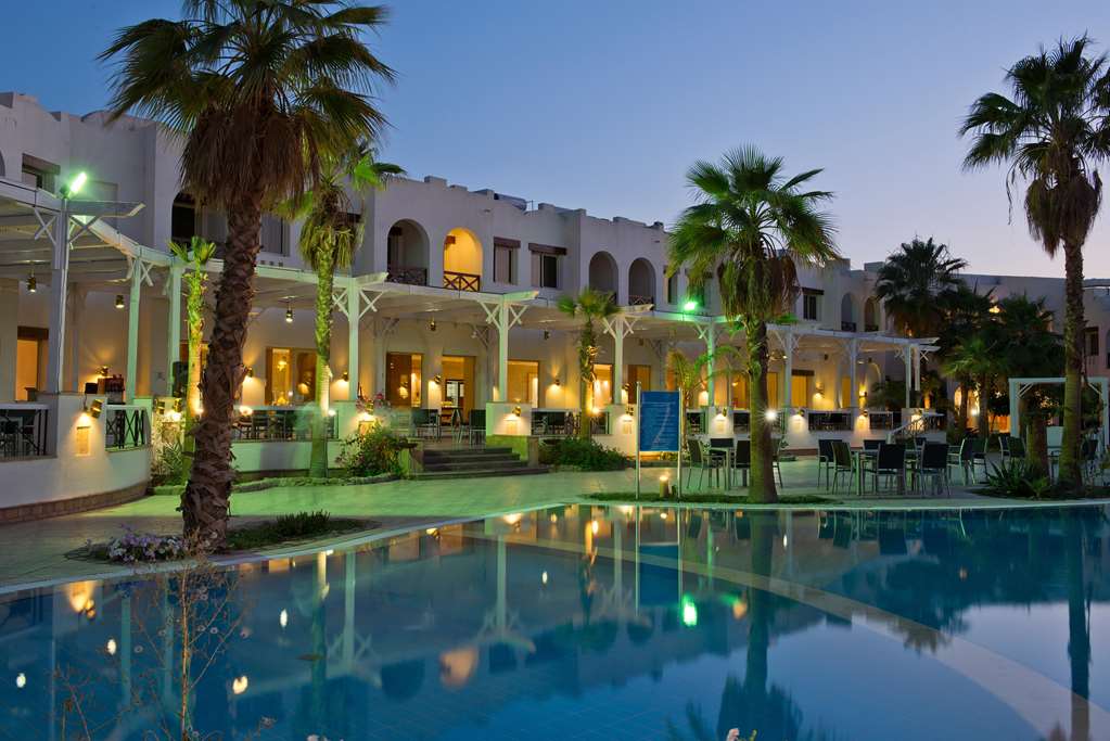 Shores Golden Resort