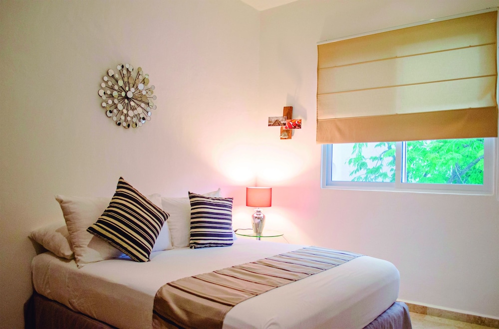 Coco Village - carbon neutral hotel in Tulum