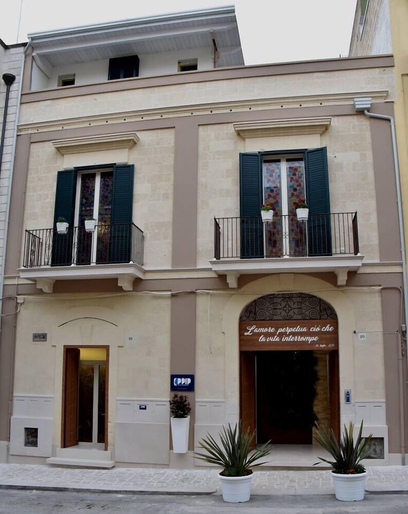 Oppip in Gravina In Puglia, Italy