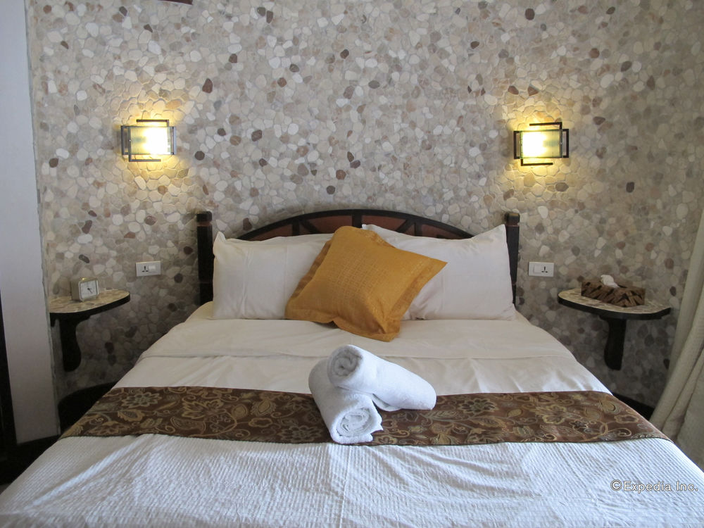 Utopia Resort and Spa — 4-Star Luxury Hotel in Puerto Galera, Philippines