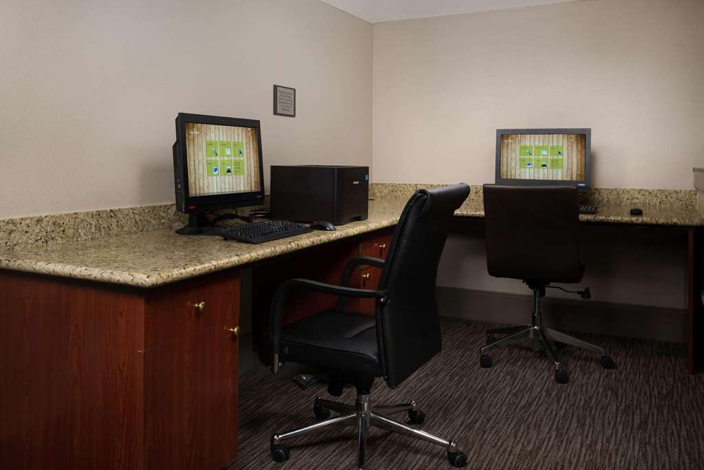 Country Inn & Suites by Radisson Portland International Airport OR - photo 12