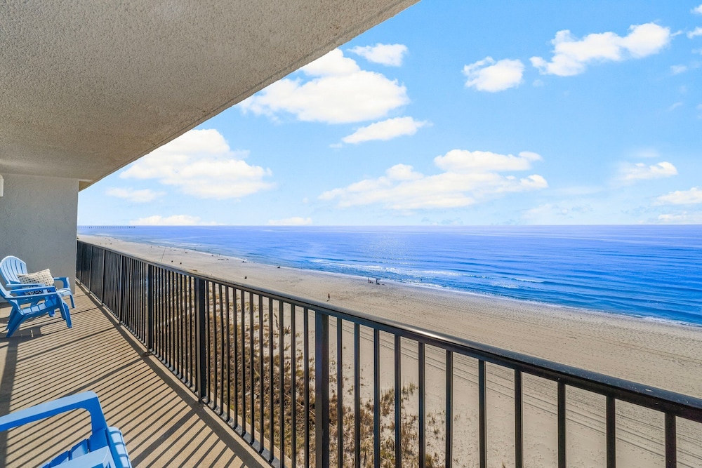 Sandpiper Beacon Beach Resort - photo 471