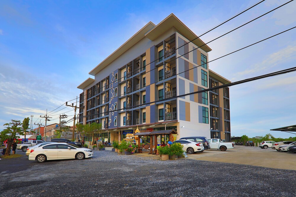 Pava Place — hotel in Tha Sala