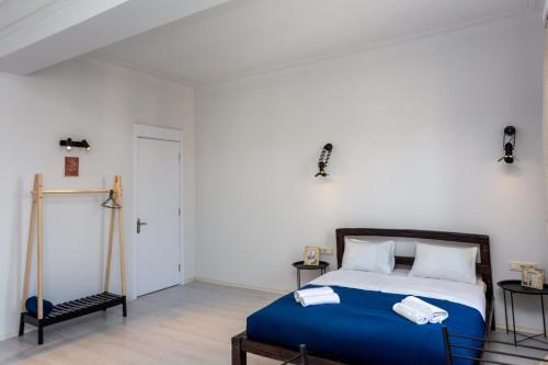 Super Stylish and Spacious 3 Seperated Apartments For 6 people