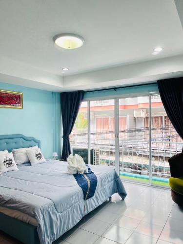 Ocean Blue Huahin Guesthouse — 4-Star Luxury Hotel in Hua Hin, Thailand