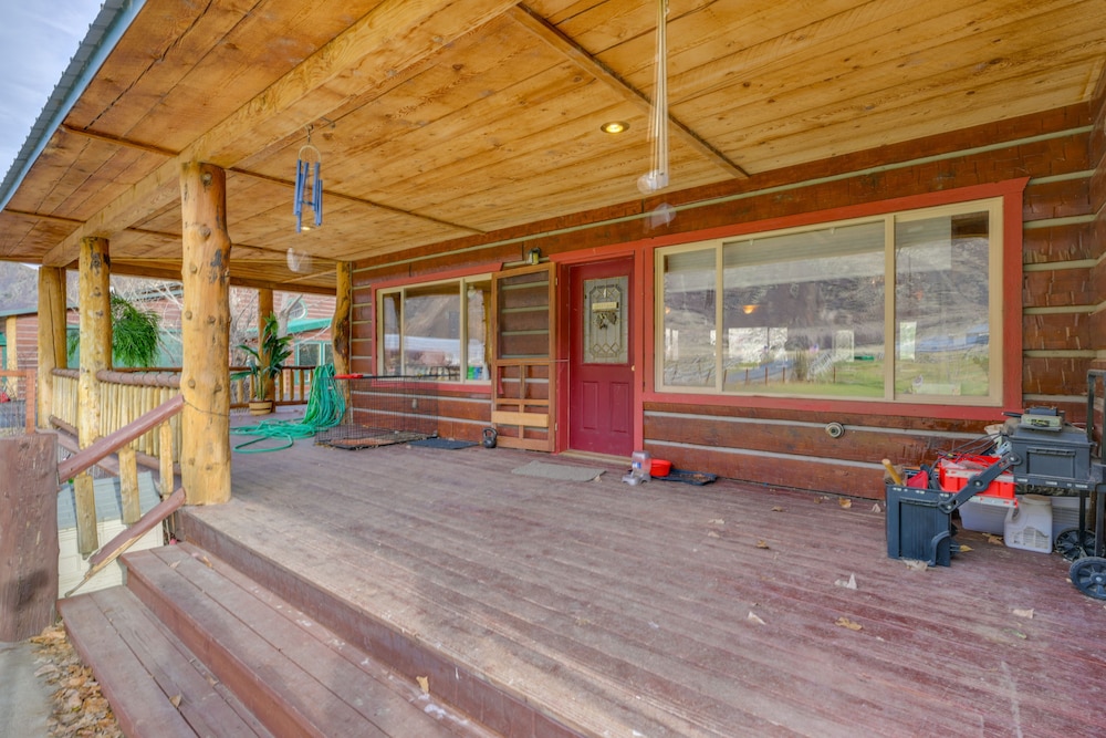 Salmon Vacation Rental w Mountain Views - photo 25