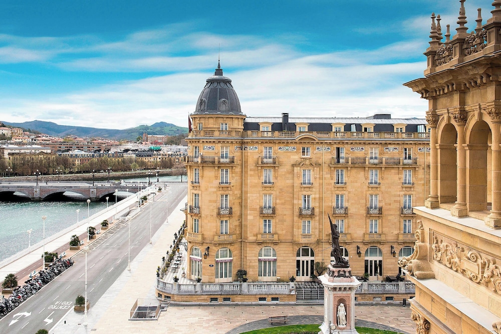 Hotel Maria Cristina a Luxury Collection Hotel