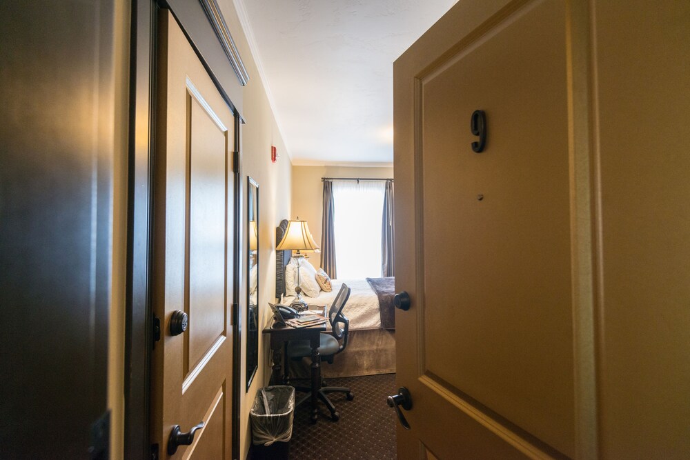 Camas Boutique Hotel - photo 29