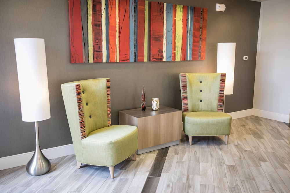 Hampton Inn & Suites Tempe Phoenix Airport AZ - photo 8