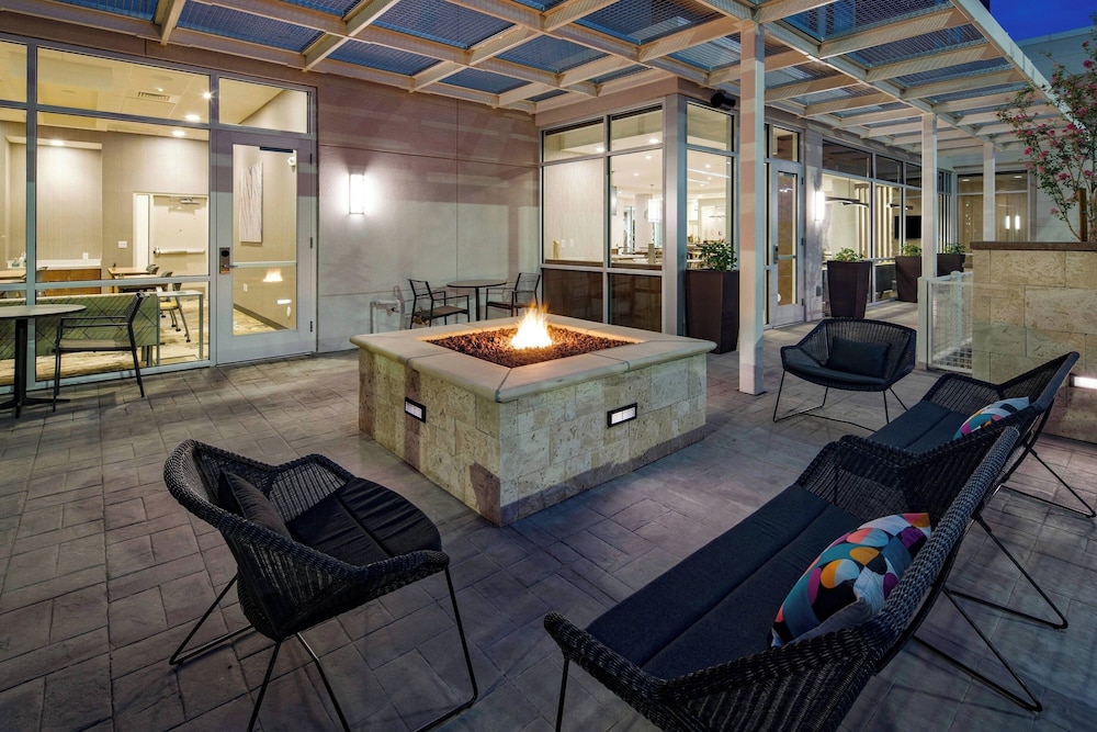 SpringHill Suites by Marriott Phoenix Goodyear - photo 17