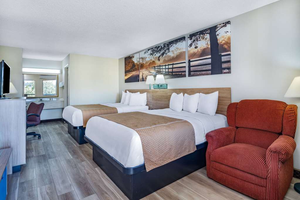 Days Inn by Wyndham Macon I 475 - photo 26