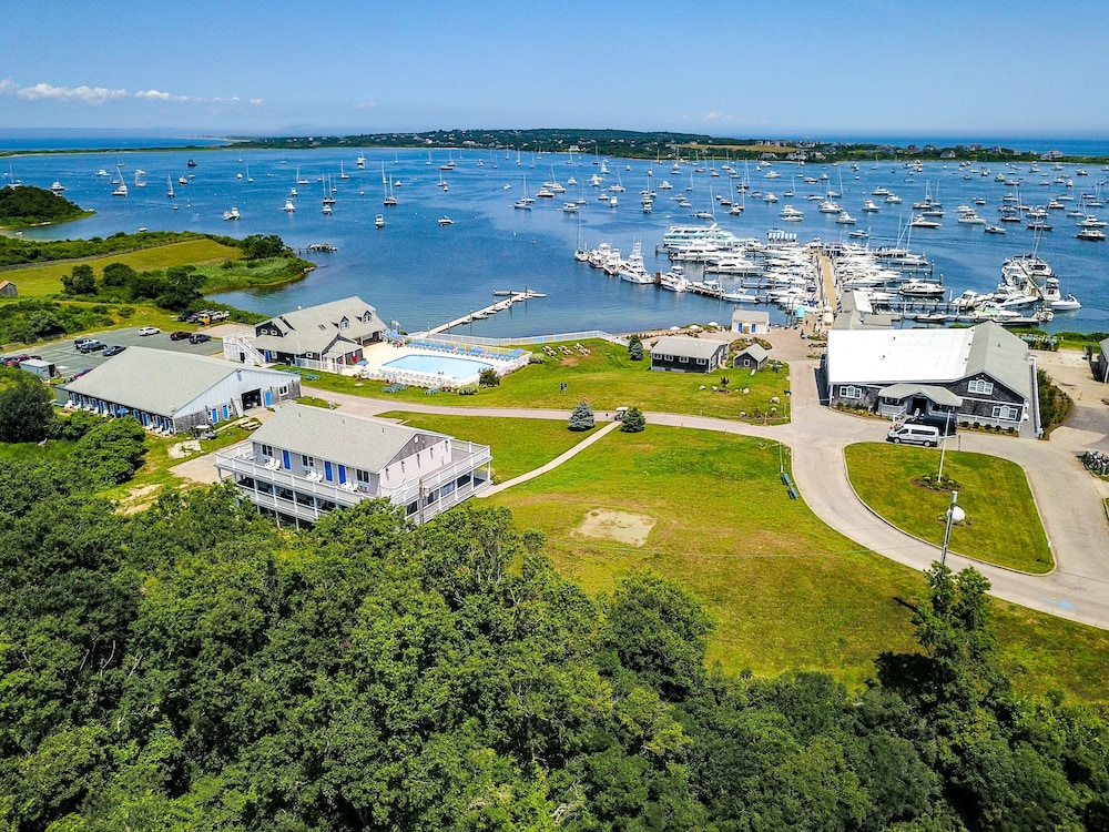 Champlin's Marina & Resort - photo 24