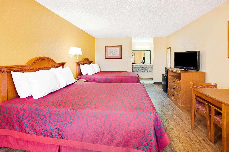 Days Inn by Wyndham Boerne - photo 9