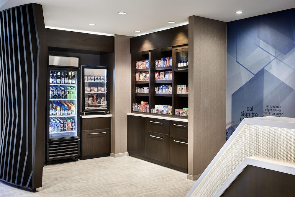 SpringHill Suites by Marriott Springfield North - photo 18