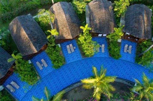 Private Lagoon House 7 BR in The Beach Front CYN — 4-Star Luxury Hotel in Gili Air, Indonesia